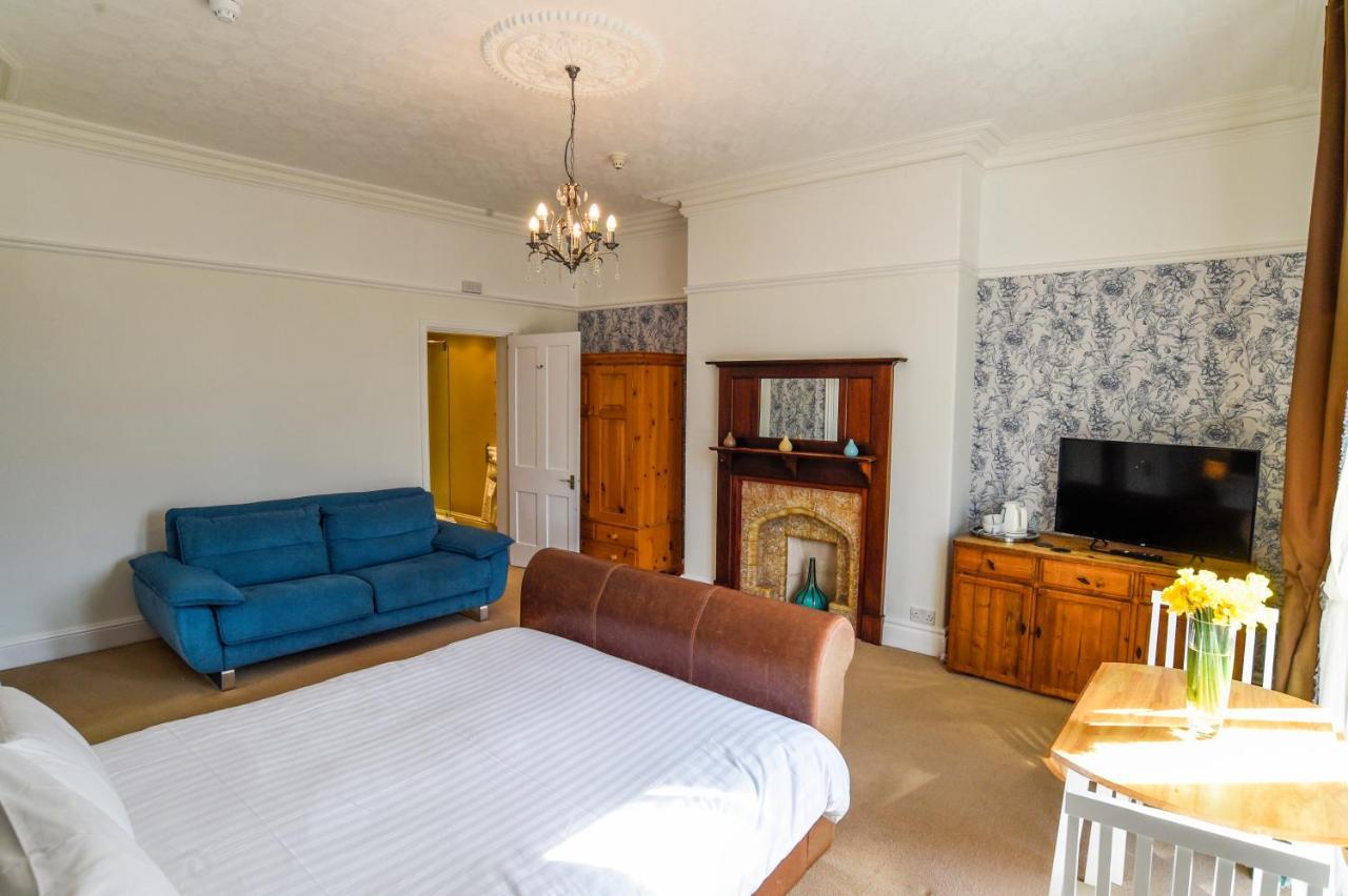Hillcrest Whitby Bed & Breakfast Ngoại thất bức ảnh