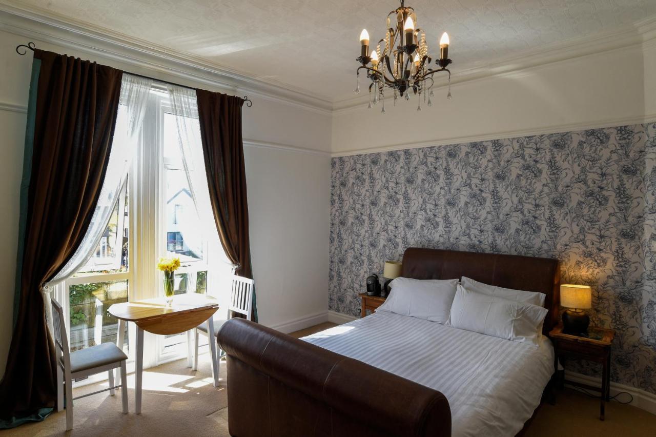 Hillcrest Whitby Bed & Breakfast Ngoại thất bức ảnh