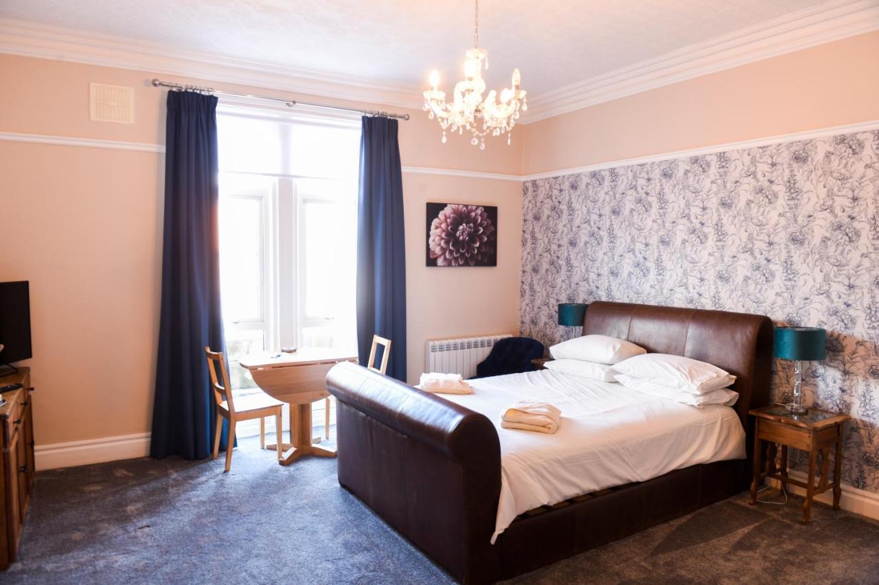 Hillcrest Whitby Bed & Breakfast Ngoại thất bức ảnh