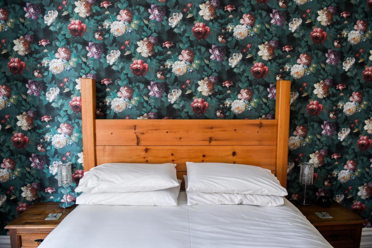 Hillcrest Whitby Bed & Breakfast Ngoại thất bức ảnh