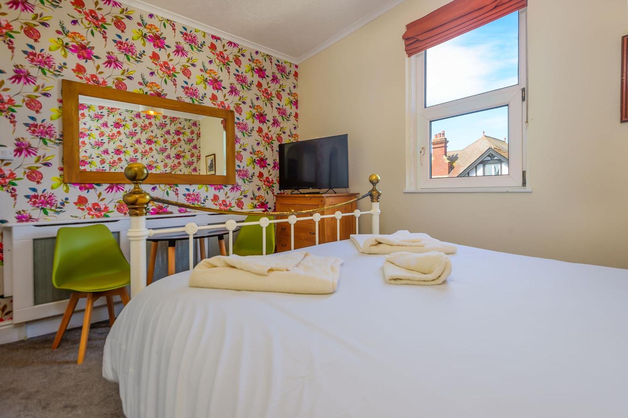 Hillcrest Whitby Bed & Breakfast Ngoại thất bức ảnh