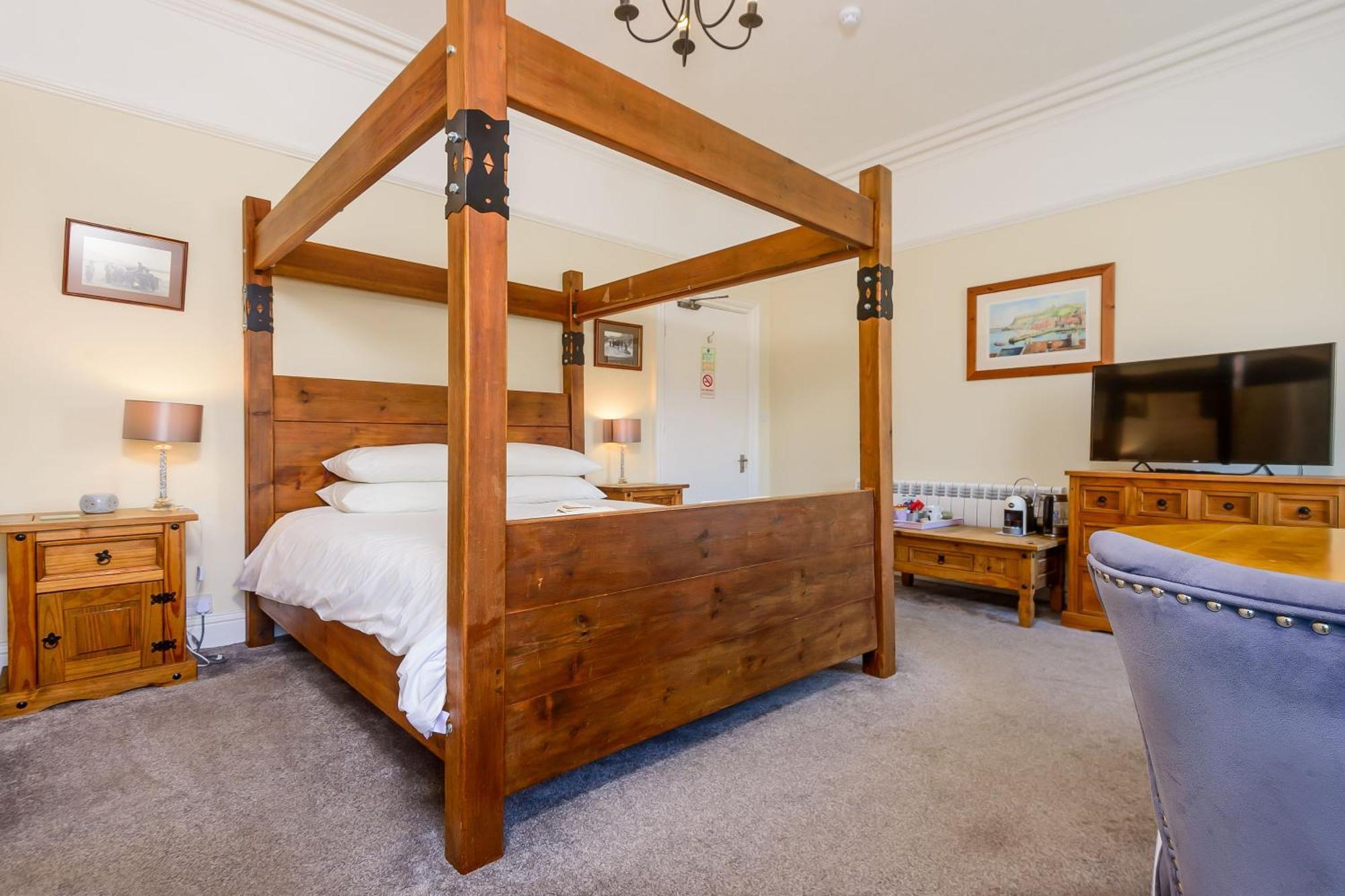 Hillcrest Whitby Bed & Breakfast Ngoại thất bức ảnh