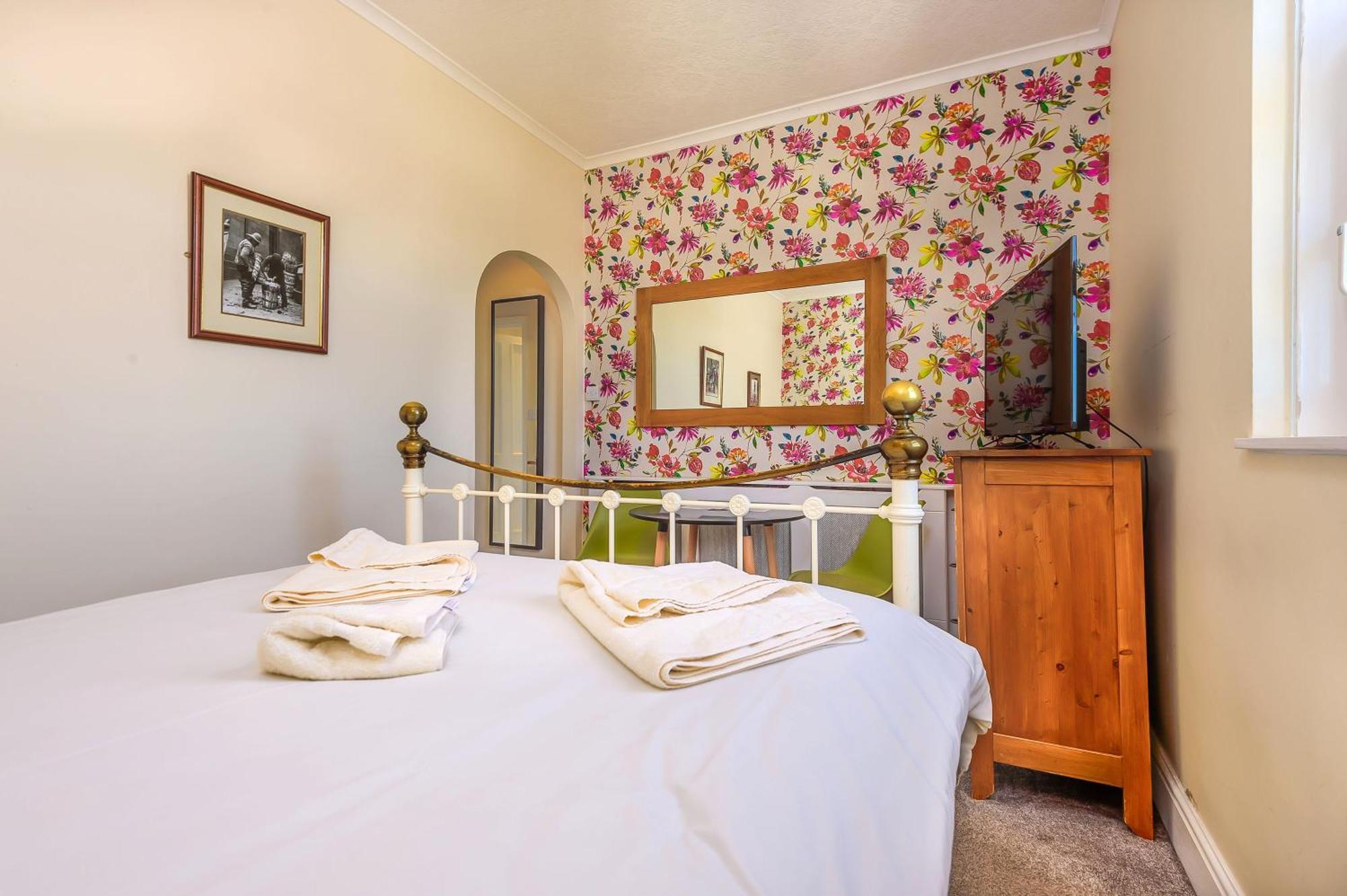 Hillcrest Whitby Bed & Breakfast Ngoại thất bức ảnh